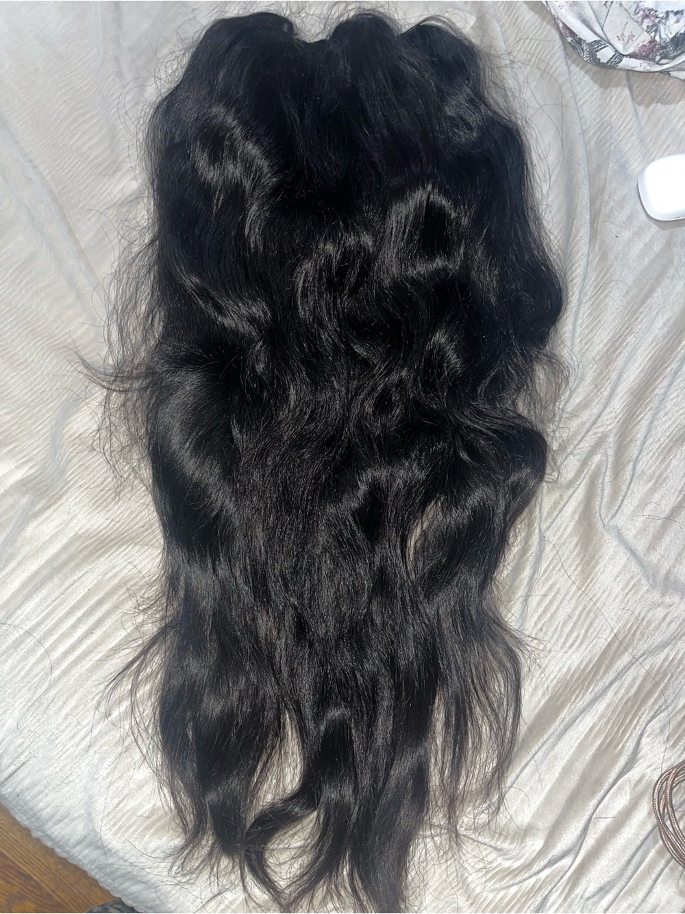 Unice 100% human hair U Part wig- Natural black w/ layers, 22 inches (WORN ONCE)